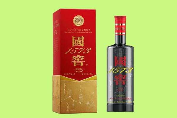 郑州管城区回收国窖1573.jpg